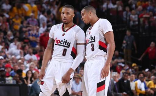 老将的剩余价值已经被榨干 放过安东尼吧他拿的真不多