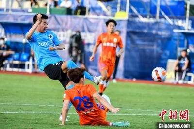 2022中超联赛第十轮开始 大连人队1-3山东泰山队